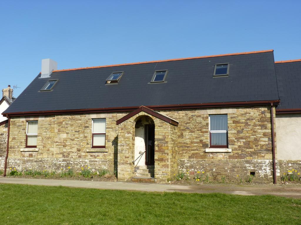 Old Police House Bed and Breakfast Haverfordwest Exterior foto