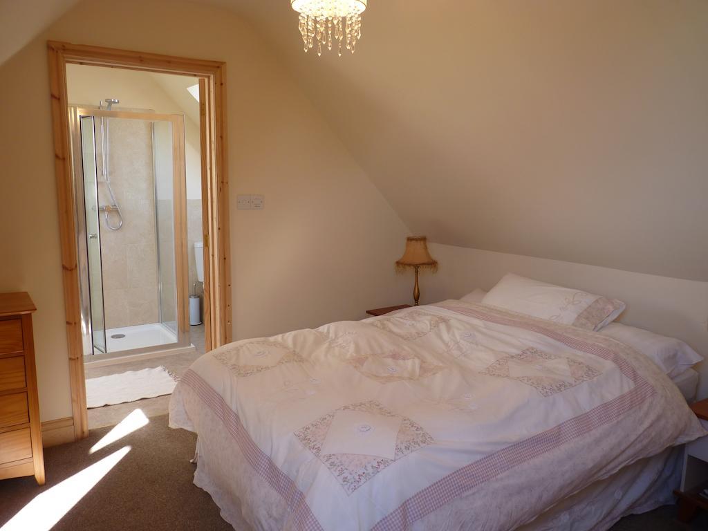 Old Police House Bed and Breakfast Haverfordwest Habitación foto
