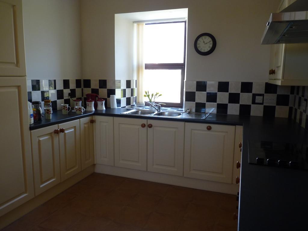 Old Police House Bed and Breakfast Haverfordwest Exterior foto