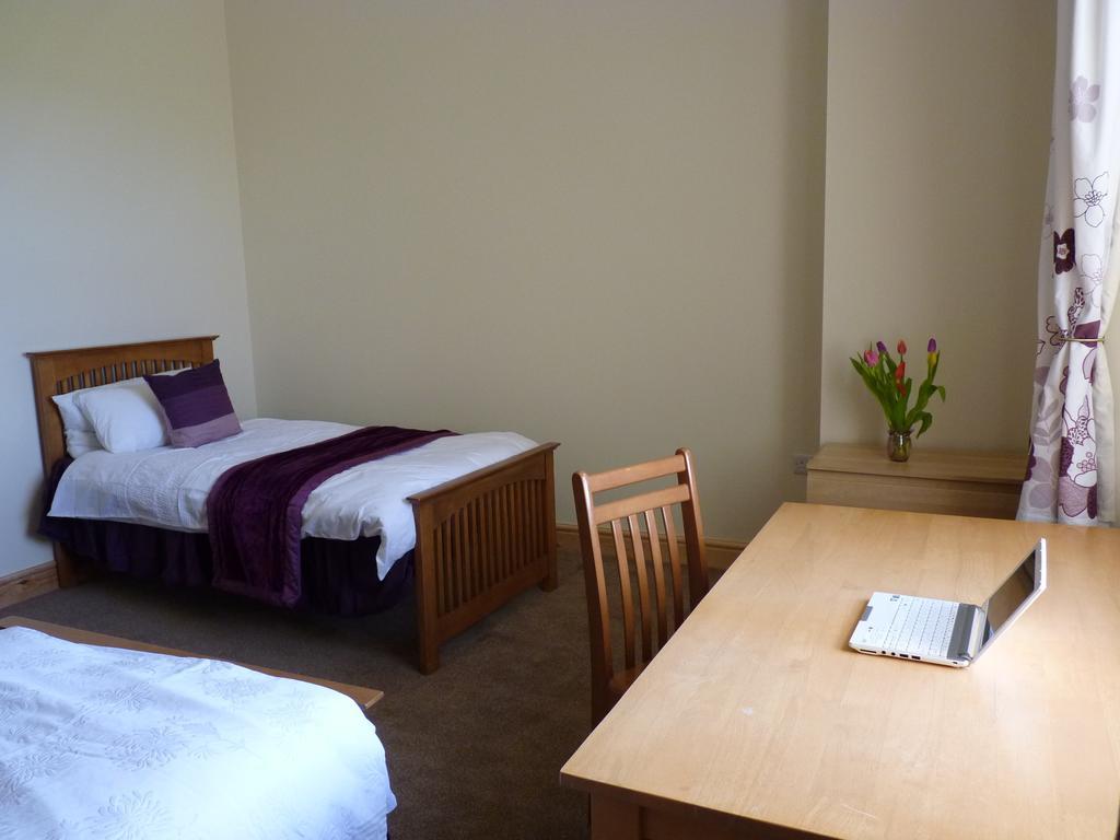 Old Police House Bed and Breakfast Haverfordwest Habitación foto
