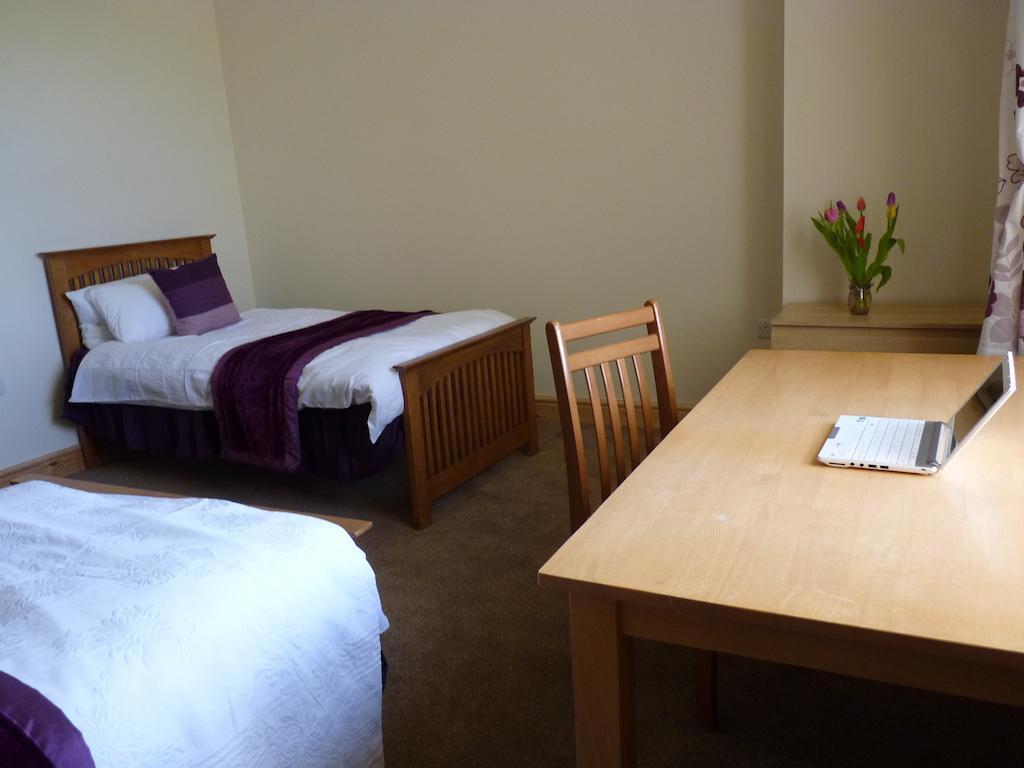 Old Police House Bed and Breakfast Haverfordwest Habitación foto